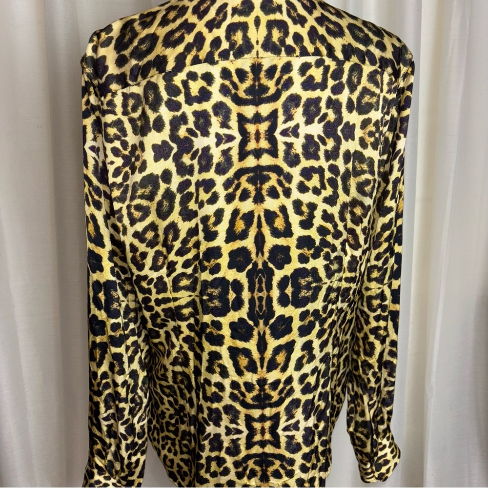 Dries Van Noten Viscose Animal Print Button Down Blouse - Picture 4 of 14